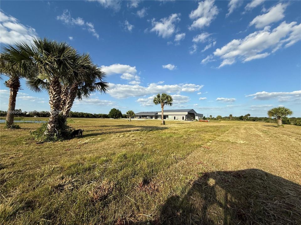 For Sale: $1,899,000 (20.25 acres)