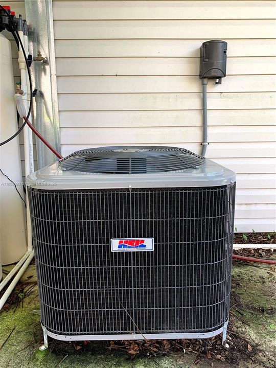 待售: $300,000 (3 贝兹, 2 浴室, 1472 平方英尺)