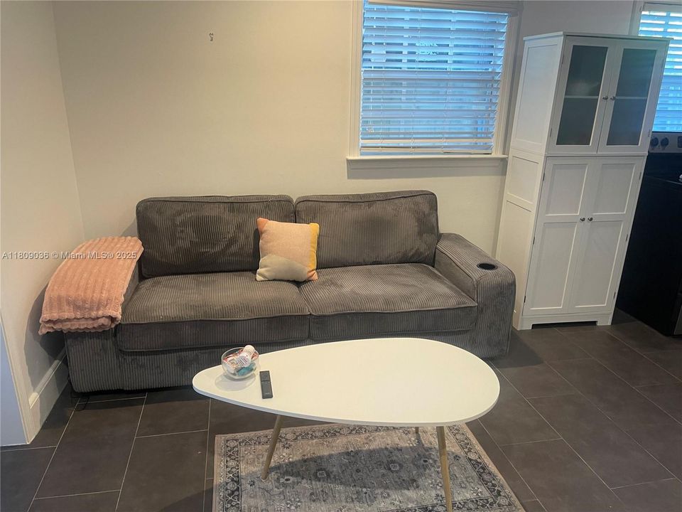 Recientemente alquilado: $1,950 (1 camas, 1 baños, 540 Pies cuadrados)