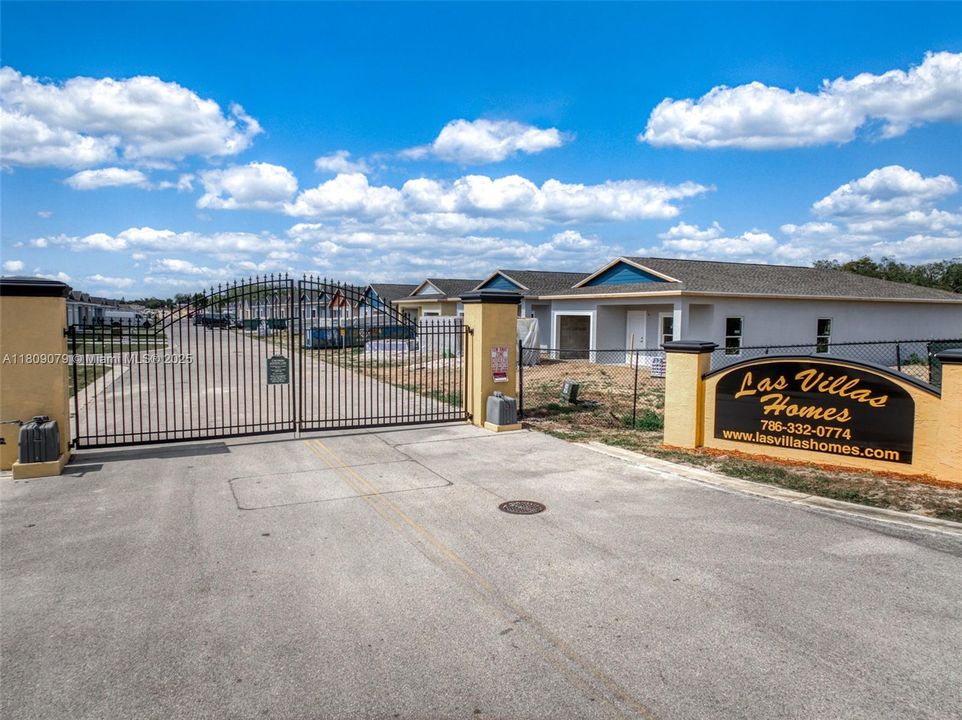 Vendido Recientemente: $219,000 (3 camas, 2 baños, 1330 Pies cuadrados)