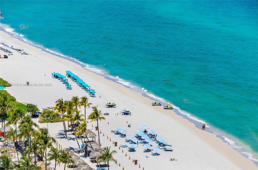 For Sale: $1,850,000 (2 beds, 2 baths, 2020 Square Feet)