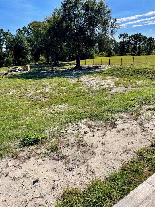 На продажу: $577,000 (4 спален, 2 ванн, 1882 Квадратных фут)