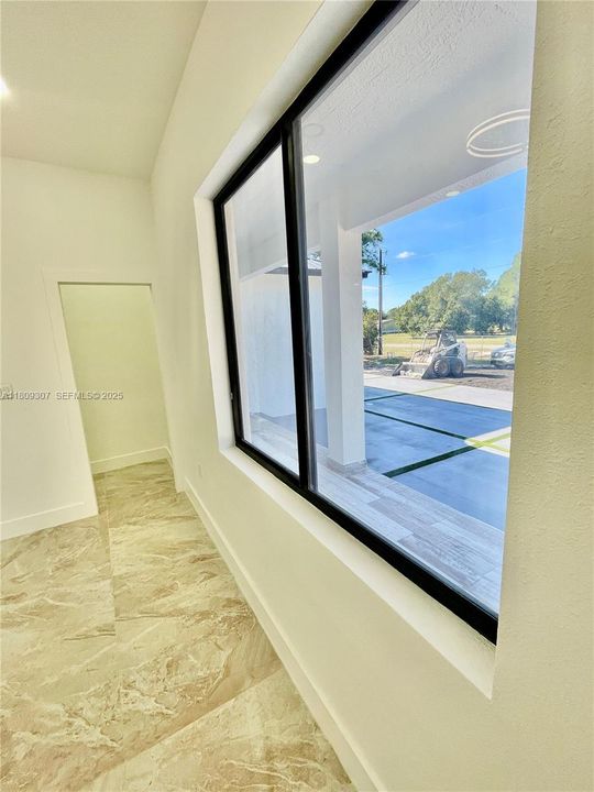 На продажу: $577,000 (4 спален, 2 ванн, 1882 Квадратных фут)