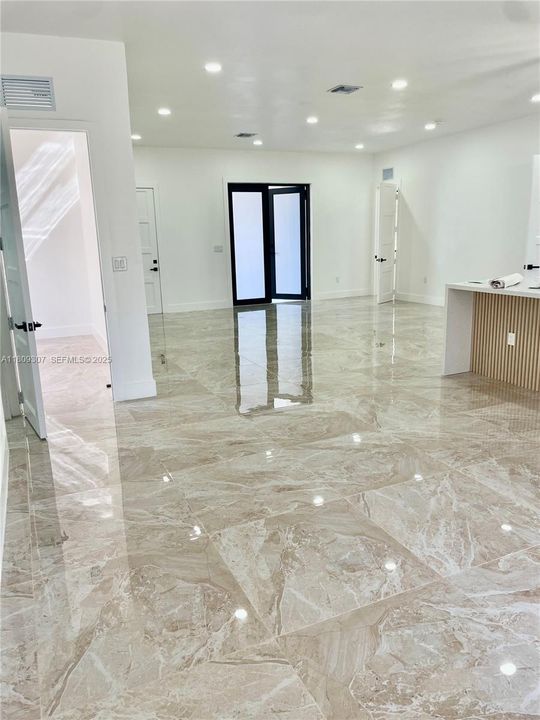 На продажу: $577,000 (4 спален, 2 ванн, 1882 Квадратных фут)