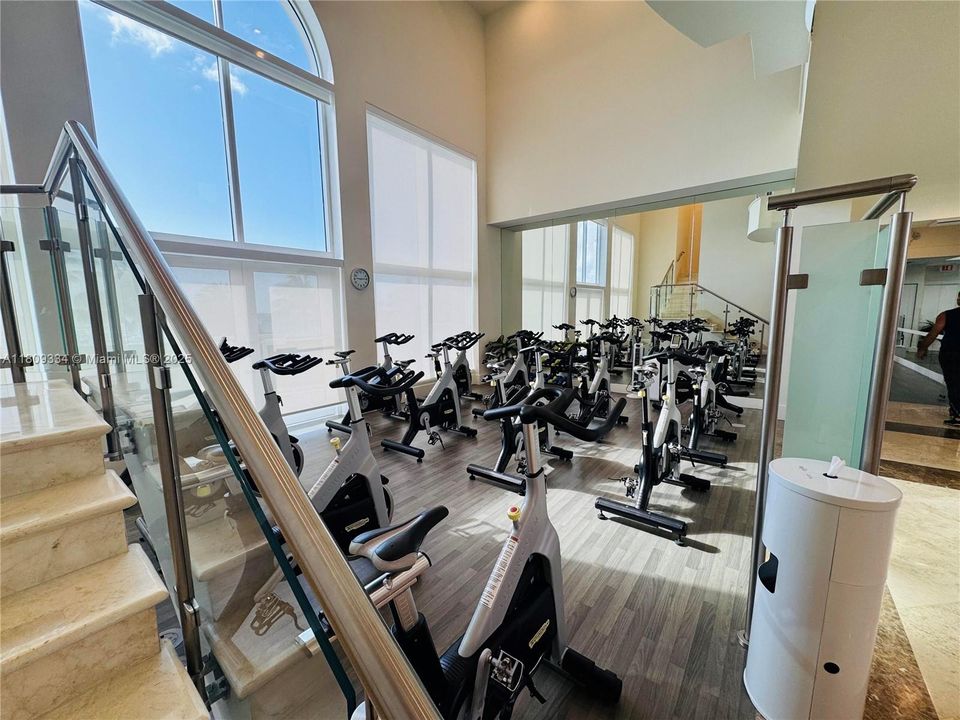 待售: $1,095,000 (1 贝兹, 2 浴室, 1100 平方英尺)