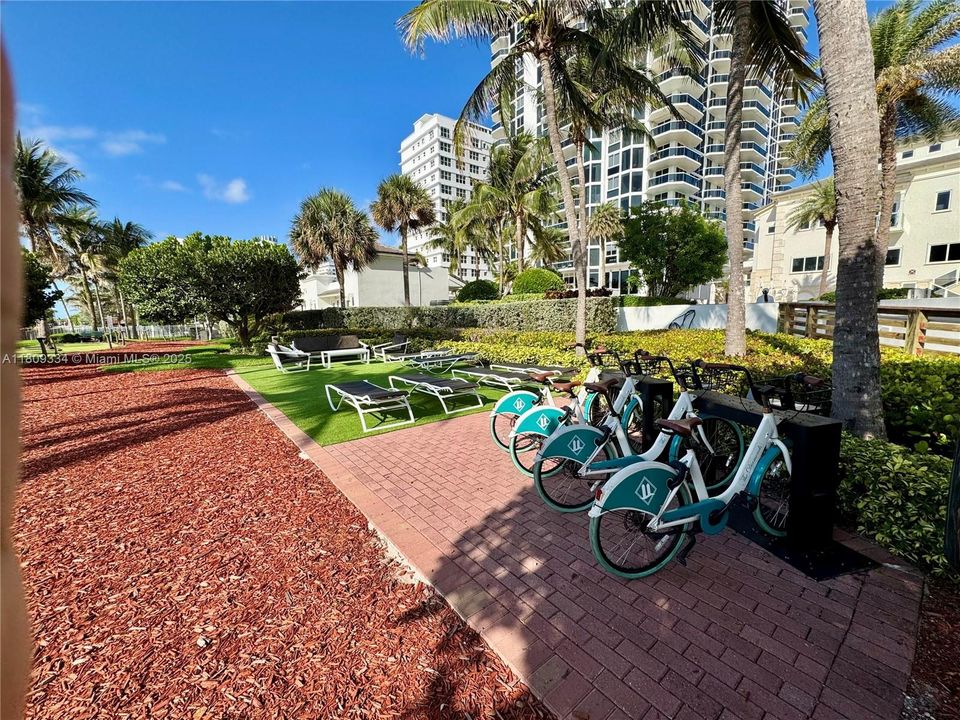 待售: $1,095,000 (1 贝兹, 2 浴室, 1100 平方英尺)