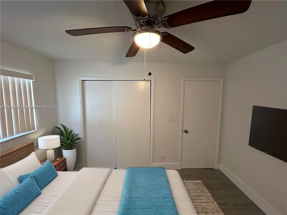 Active With Contract: $179,900 (2 beds, 1 baths, 690 Square Feet)