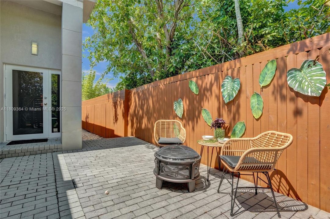 Front entry courtyard, right as you step inside the gated front door.