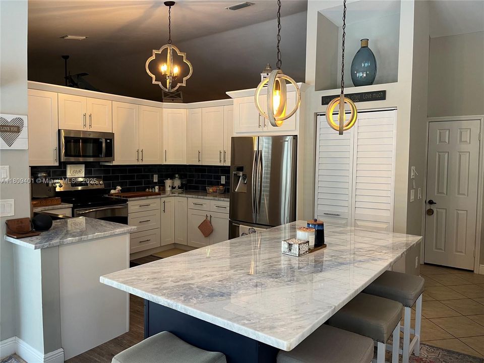 Quartzite Stone Countertops