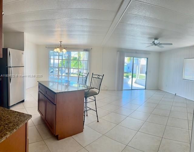 Недавно арендовано: $2,300 (2 спален, 2 ванн, 1056 Квадратных фут)