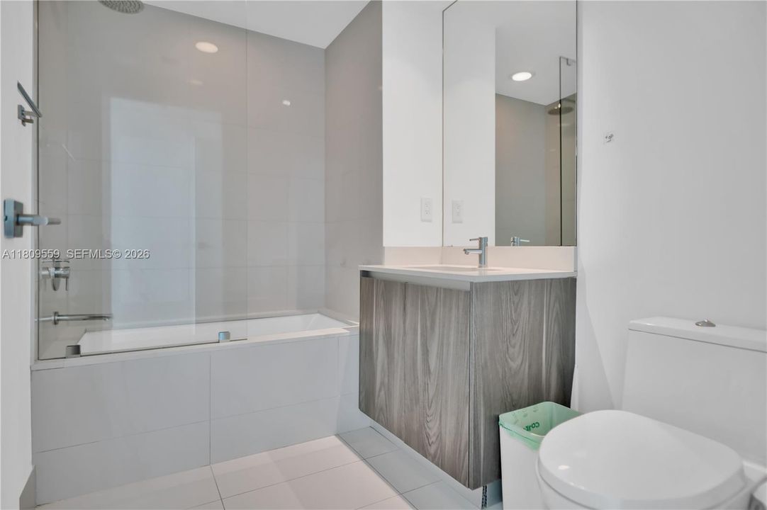 En Venta: $1,550,000 (3 camas, 3 baños, 1526 Pies cuadrados)