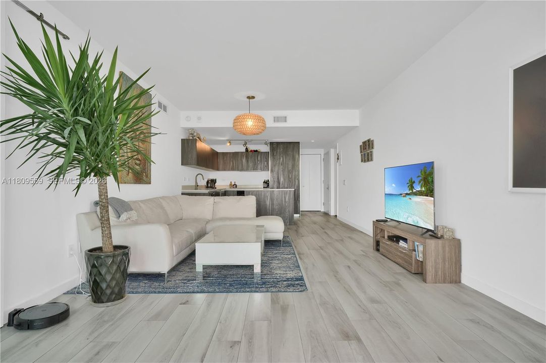 En Venta: $1,550,000 (3 camas, 3 baños, 1526 Pies cuadrados)