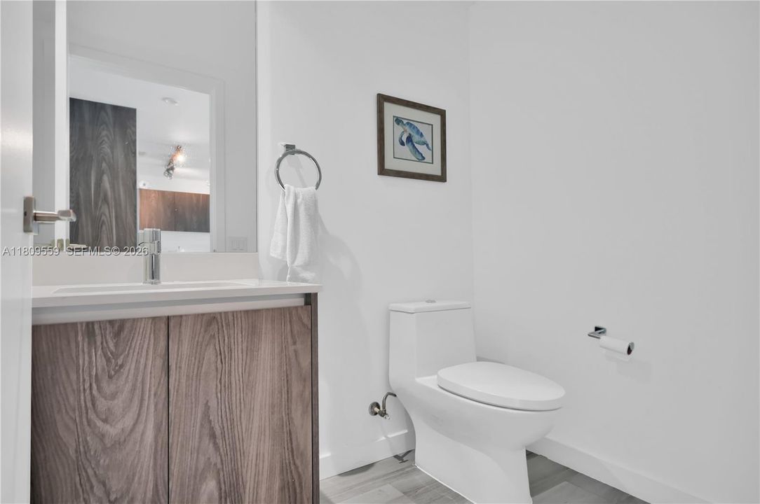 En Venta: $1,550,000 (3 camas, 3 baños, 1526 Pies cuadrados)