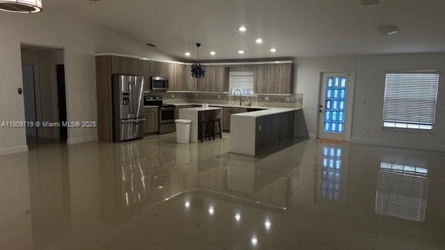 待售: $895,000 (3 贝兹, 2 浴室, 1968 平方英尺)