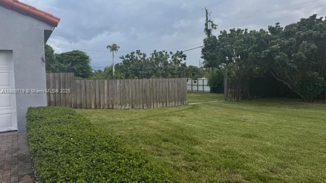 待售: $895,000 (3 贝兹, 2 浴室, 1968 平方英尺)