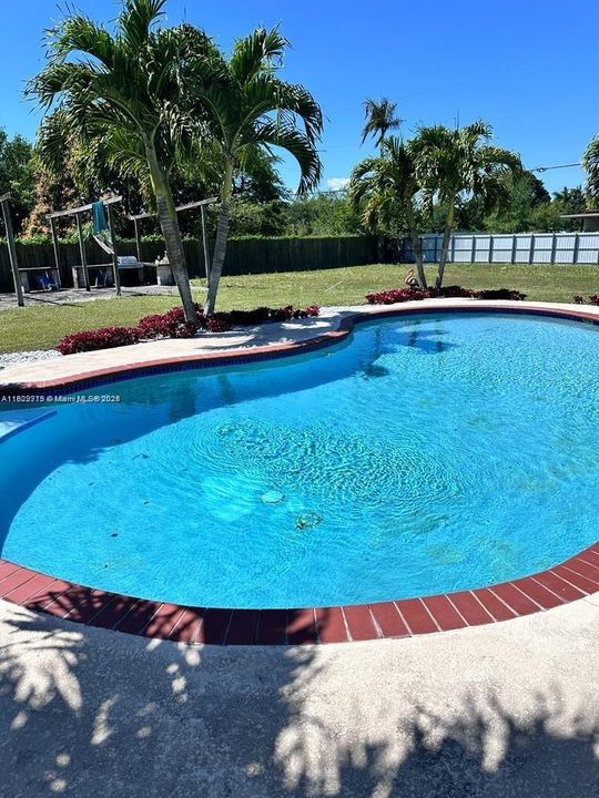 待售: $895,000 (3 贝兹, 2 浴室, 1968 平方英尺)