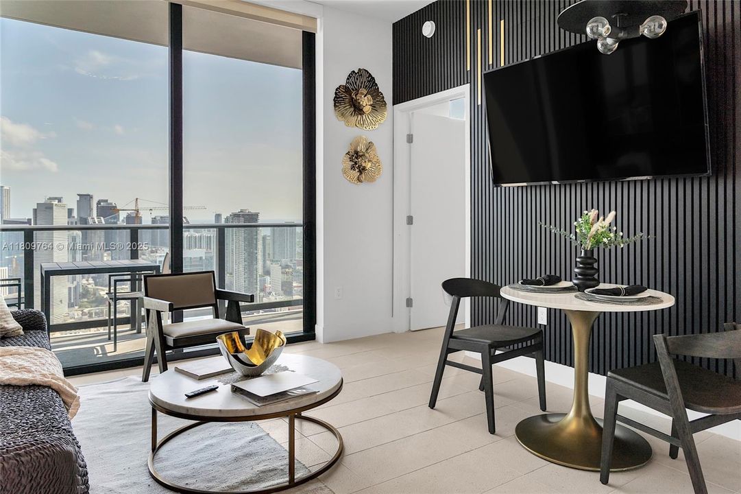 В аренду: $5,500 (1 спален, 1 ванн, 550 Квадратных фут)