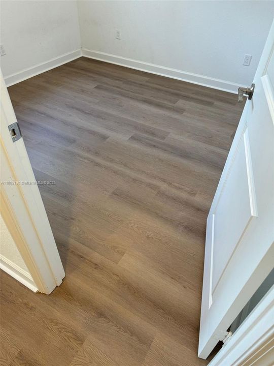 最近租的: $2,400 (3 贝兹, 2 浴室, 1635 平方英尺)