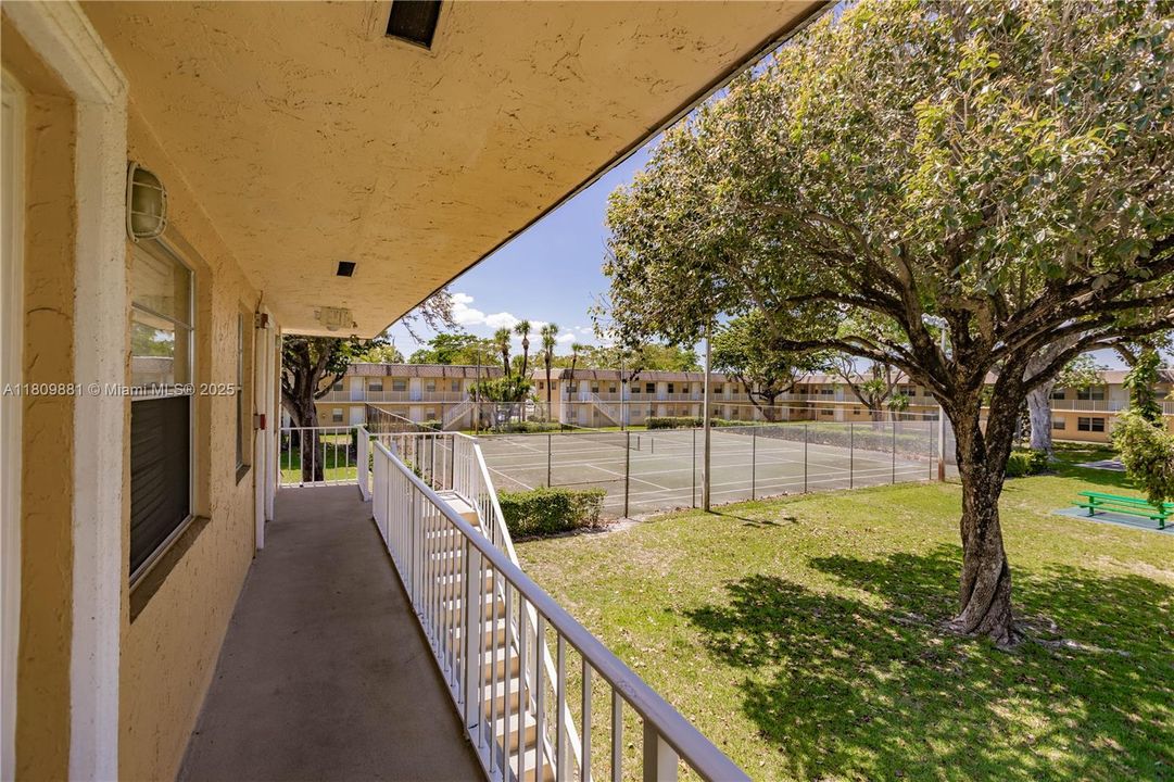 Recently Sold: $142,500 (1 beds, 1 baths, 427 Square Feet)