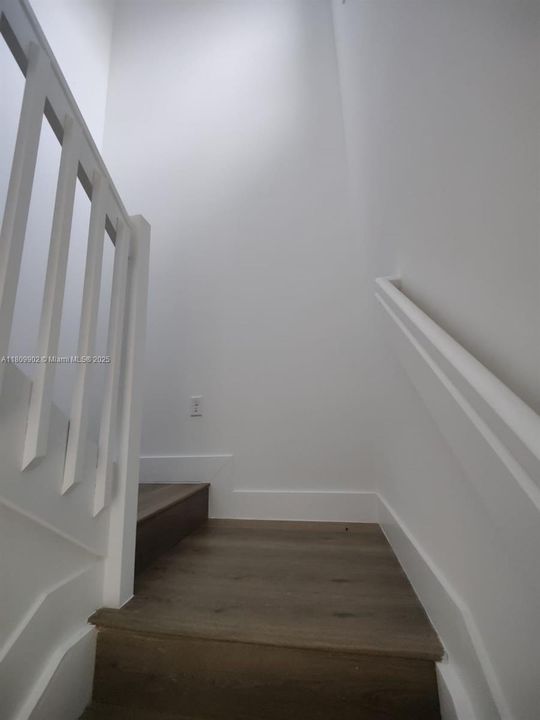 Recently Rented: $2,000 (3 beds, 2 baths, 0 Square Feet)