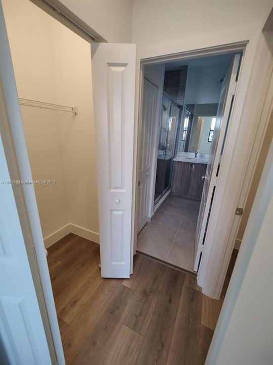 Recently Rented: $2,000 (3 beds, 2 baths, 0 Square Feet)