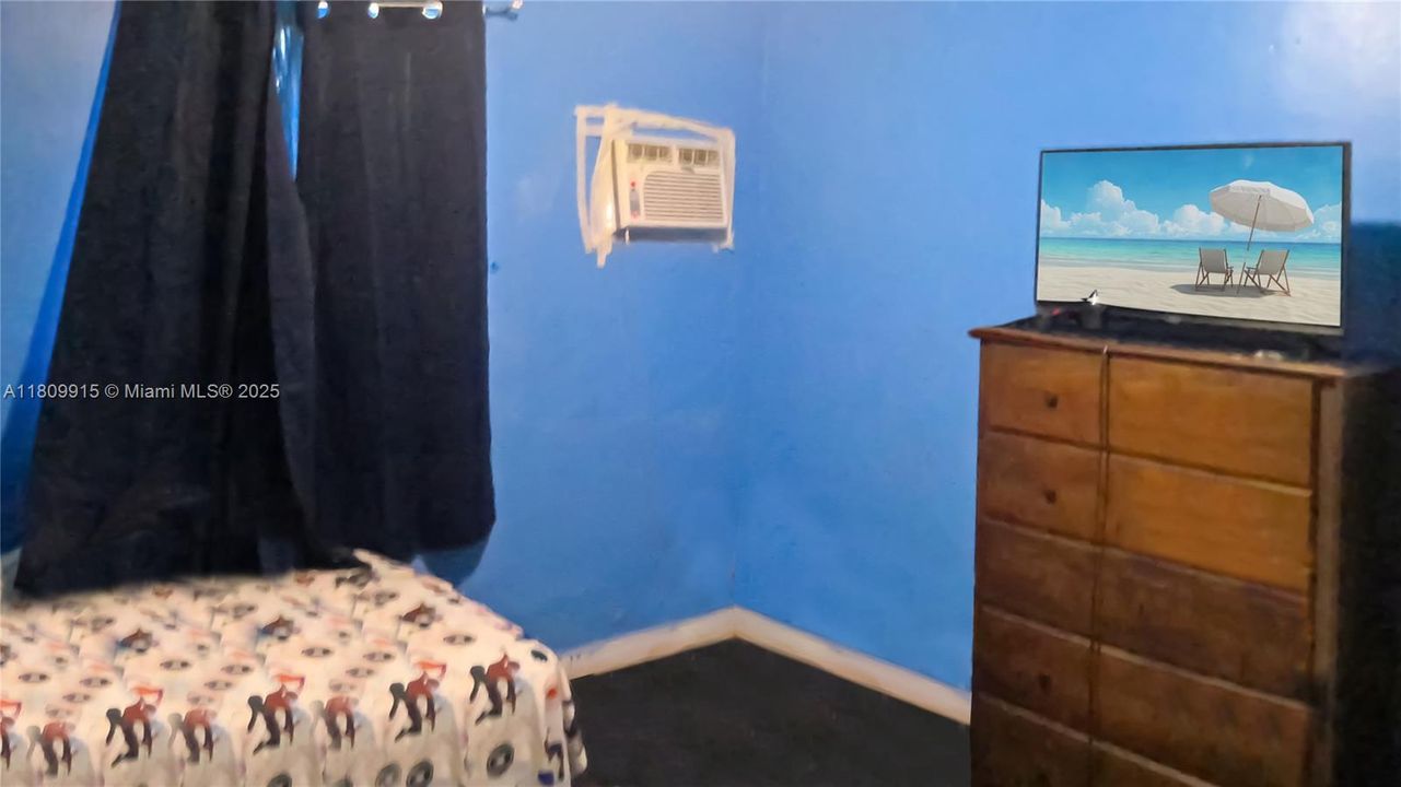 PHOTO ENHANCED TO SHOW POTENTIAL. PLEASE VIEW IN PERSON FOR ACCURACY.