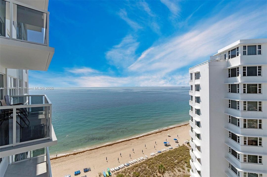 For Sale: $369,000 (1 beds, 1 baths, 800 Square Feet)