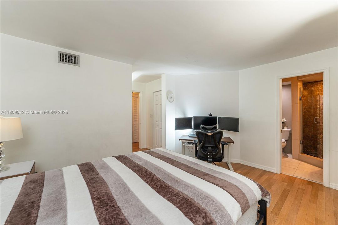 En Venta: $340,000 (3 camas, 2 baños, 1496 Pies cuadrados)