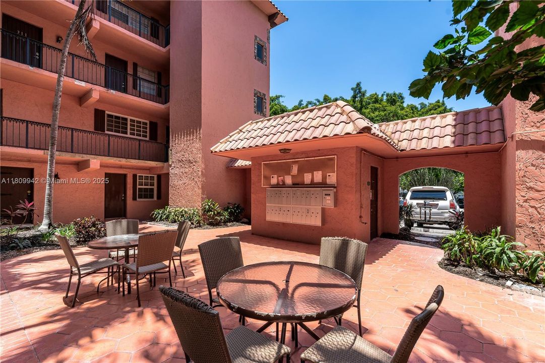 En Venta: $340,000 (3 camas, 2 baños, 1496 Pies cuadrados)