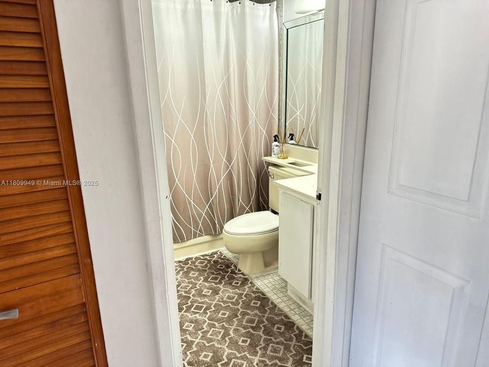 For Sale: $359,000 (3 beds, 2 baths, 1314 Square Feet)