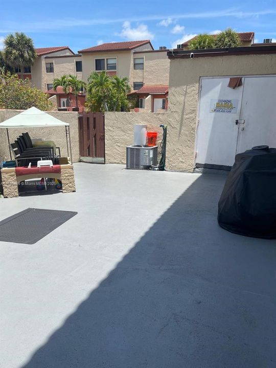 For Sale: $359,000 (3 beds, 2 baths, 1314 Square Feet)