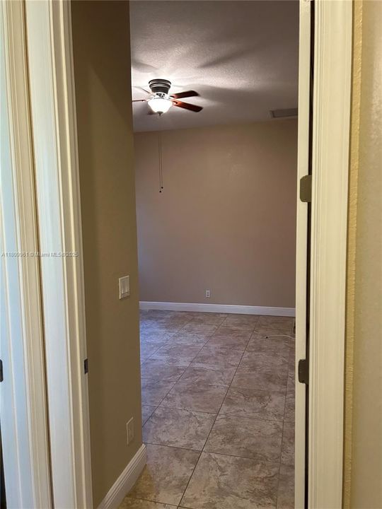 Recently Rented: $5,565 (4 beds, 3 baths, 2712 Square Feet)