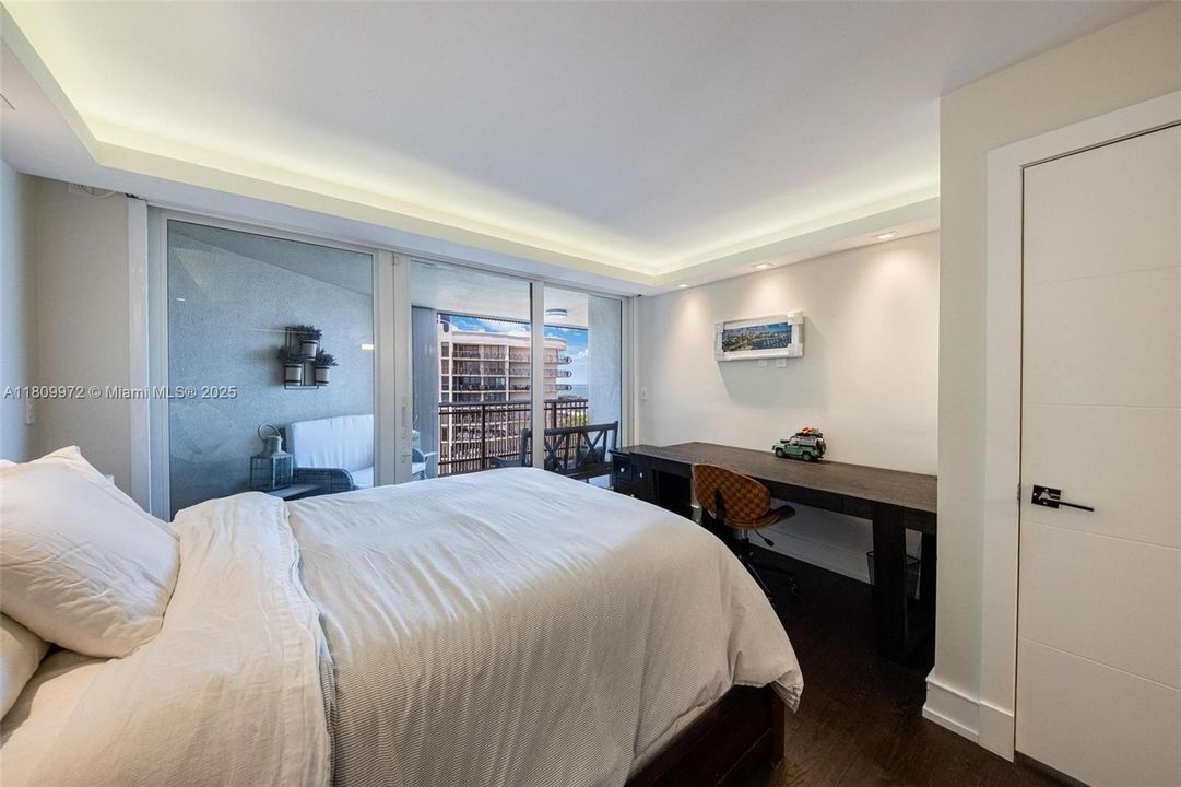 待售: $2,850,000 (3 贝兹, 3 浴室, 2403 平方英尺)