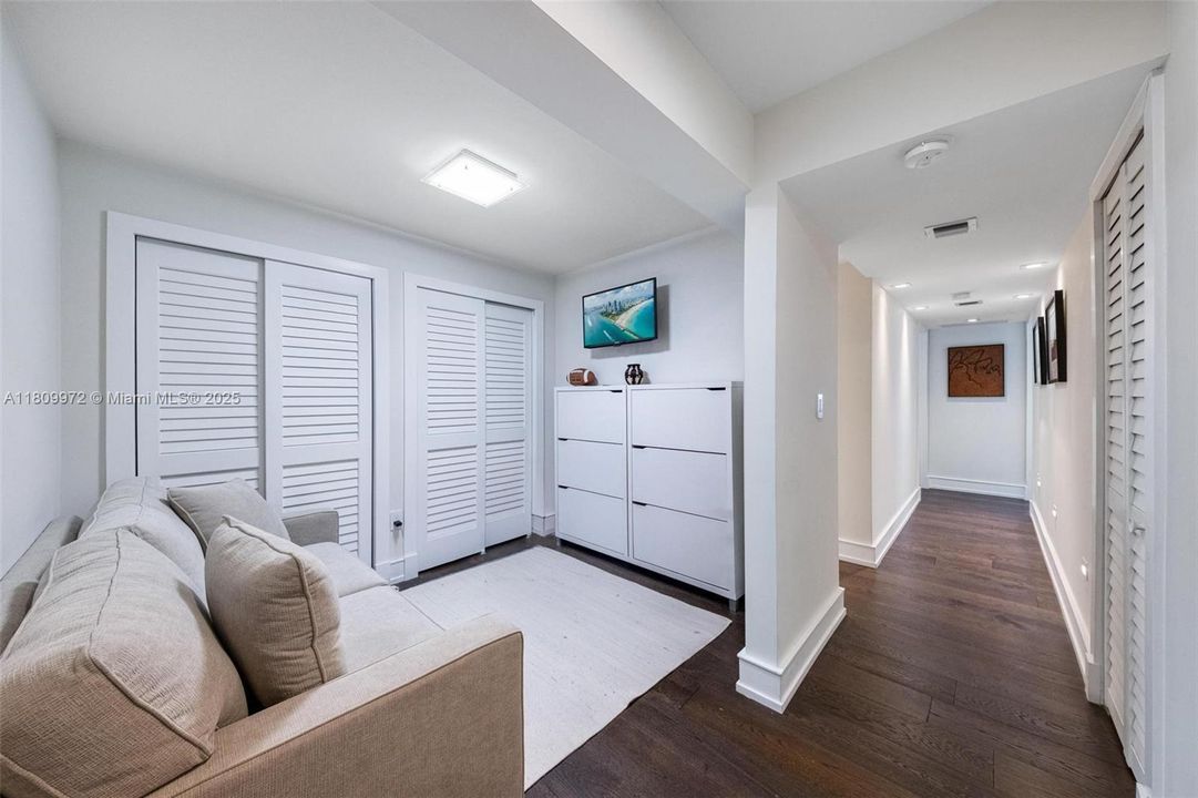 待售: $2,850,000 (3 贝兹, 3 浴室, 2403 平方英尺)