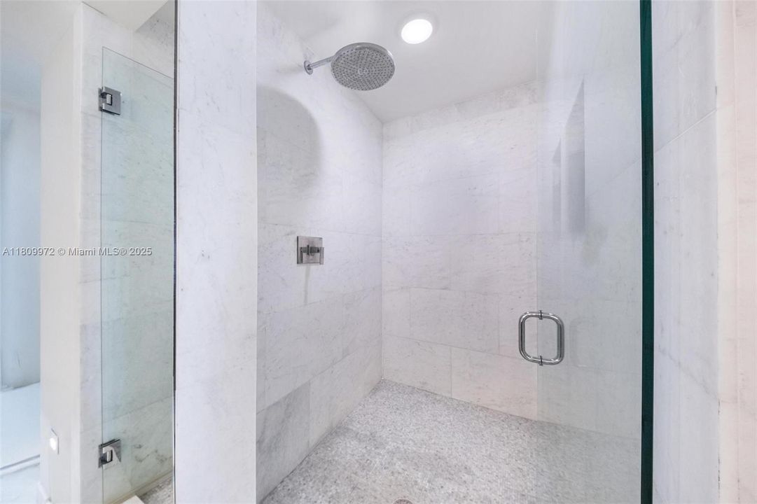 待售: $2,850,000 (3 贝兹, 3 浴室, 2403 平方英尺)