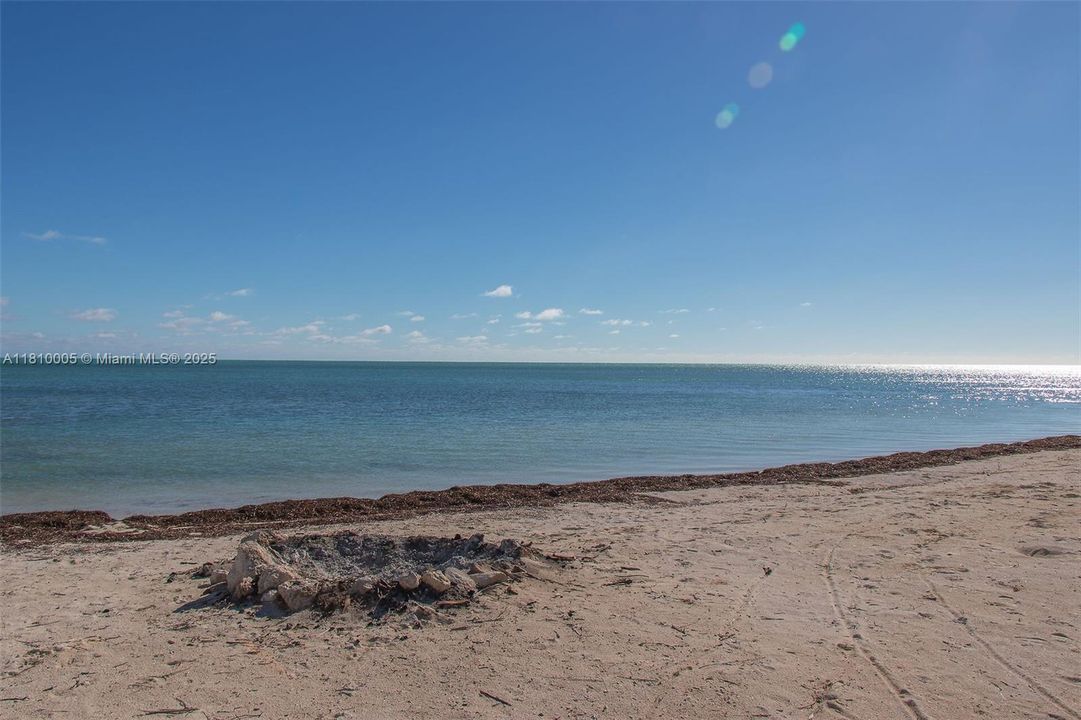 Недавно продано: $1,100,000 (0.04 acres)