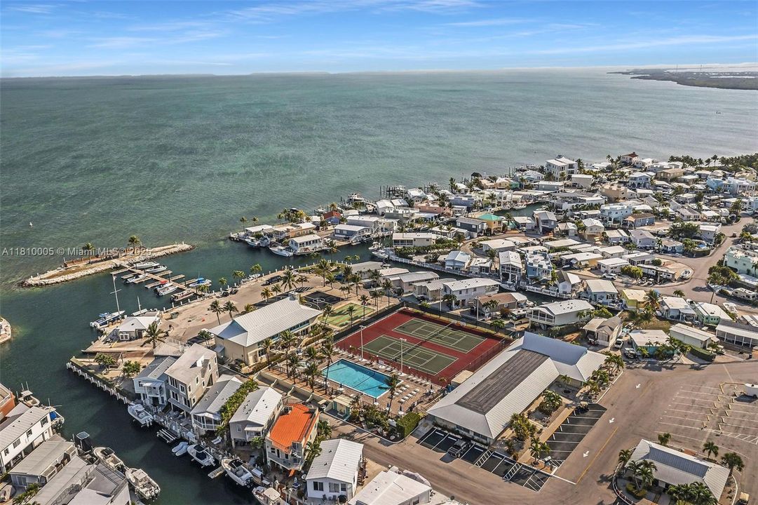 Недавно продано: $1,100,000 (0.04 acres)