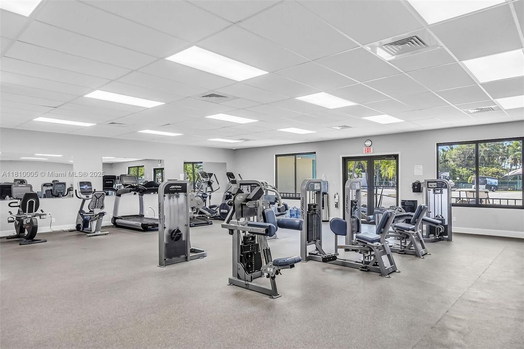 Недавно продано: $1,100,000 (0.04 acres)