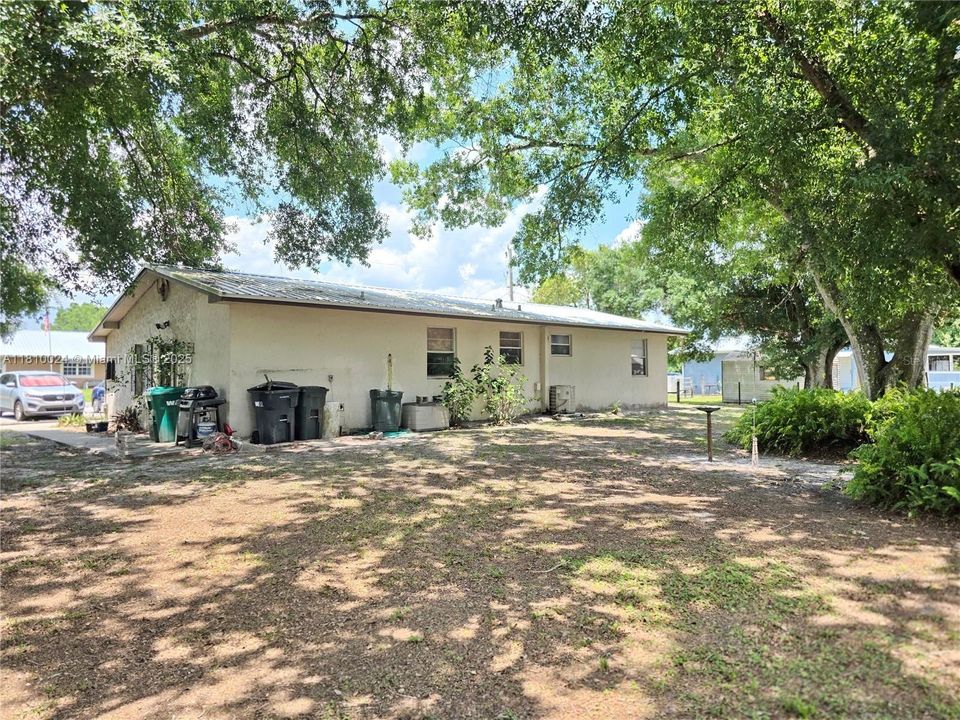 Vendido Recientemente: $249,000 (3 camas, 1 baños, 1323 Pies cuadrados)