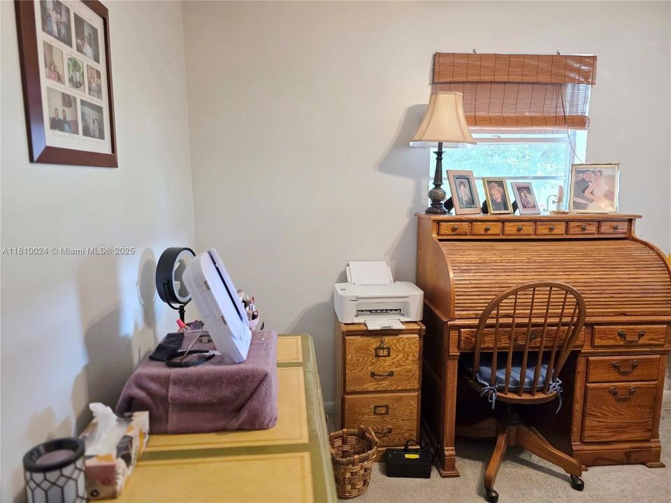 Vendido Recientemente: $249,000 (3 camas, 1 baños, 1323 Pies cuadrados)