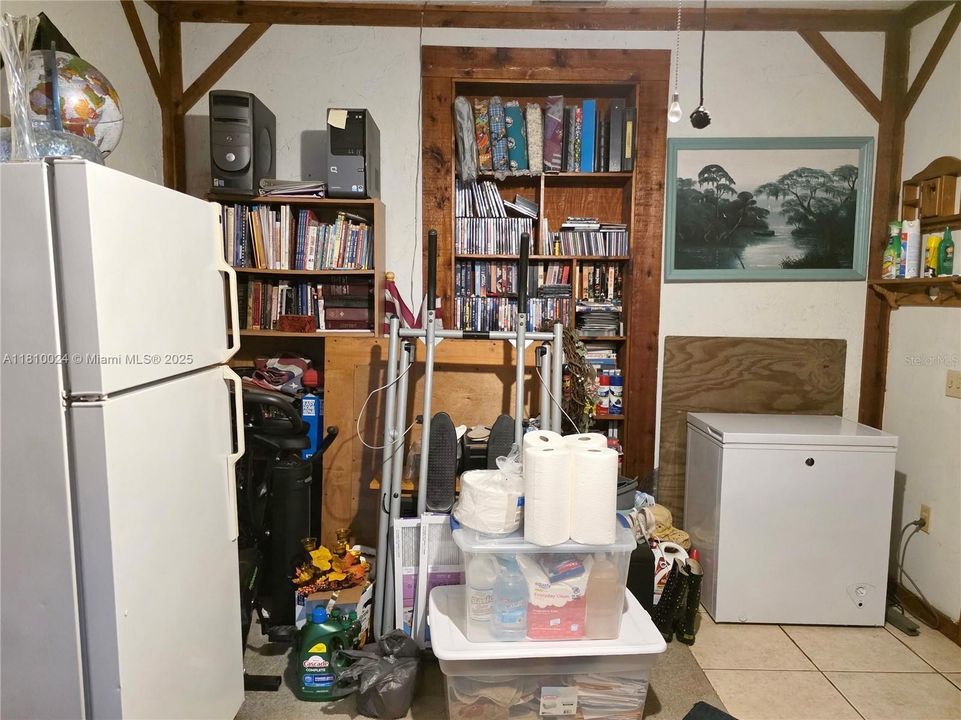 Vendido Recientemente: $249,000 (3 camas, 1 baños, 1323 Pies cuadrados)