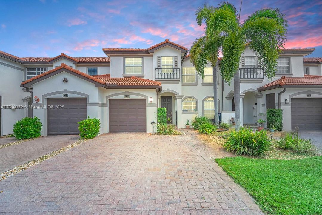 На продажу: $619,000 (4 спален, 3 ванн, 2172 Квадратных фут)