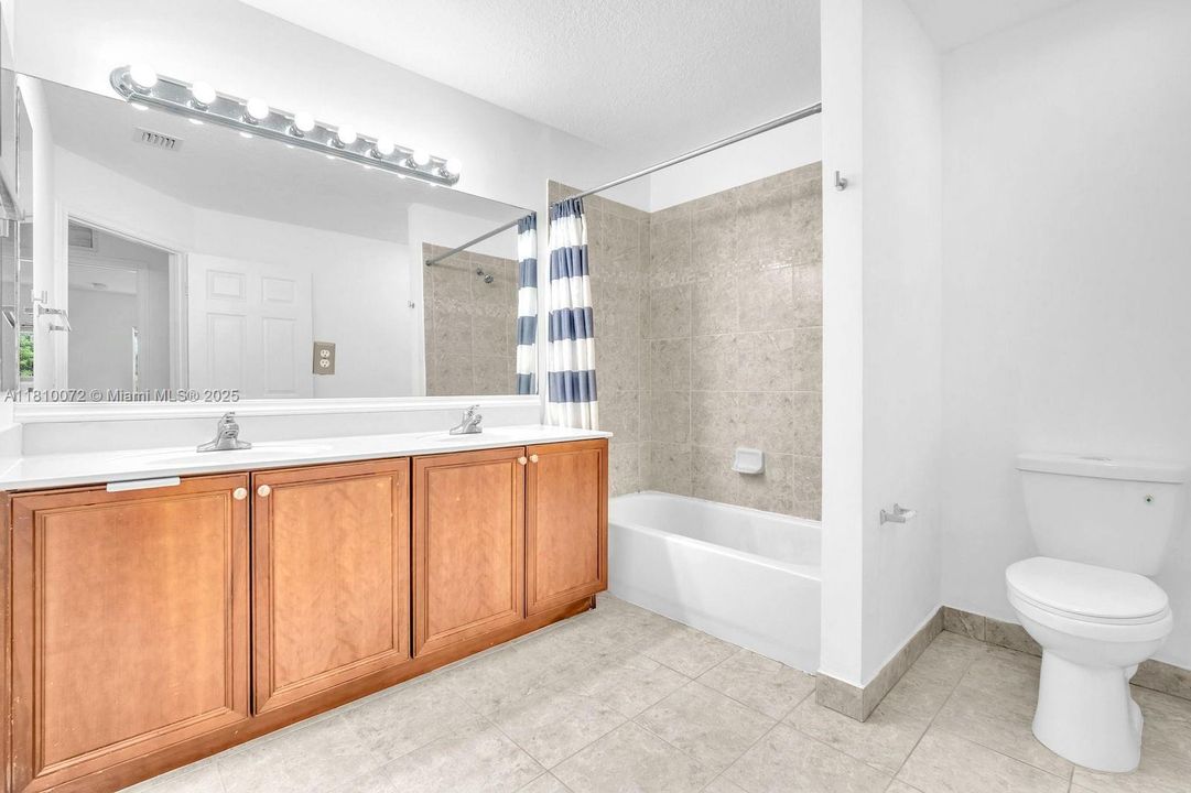 На продажу: $619,000 (4 спален, 3 ванн, 2172 Квадратных фут)