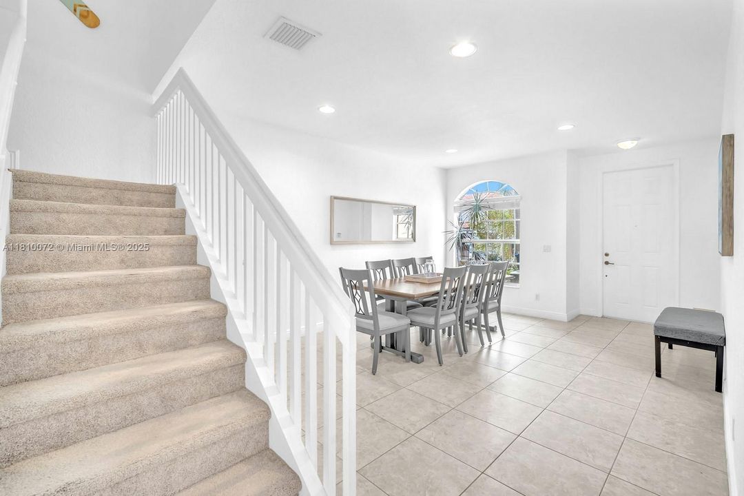 На продажу: $619,000 (4 спален, 3 ванн, 2172 Квадратных фут)