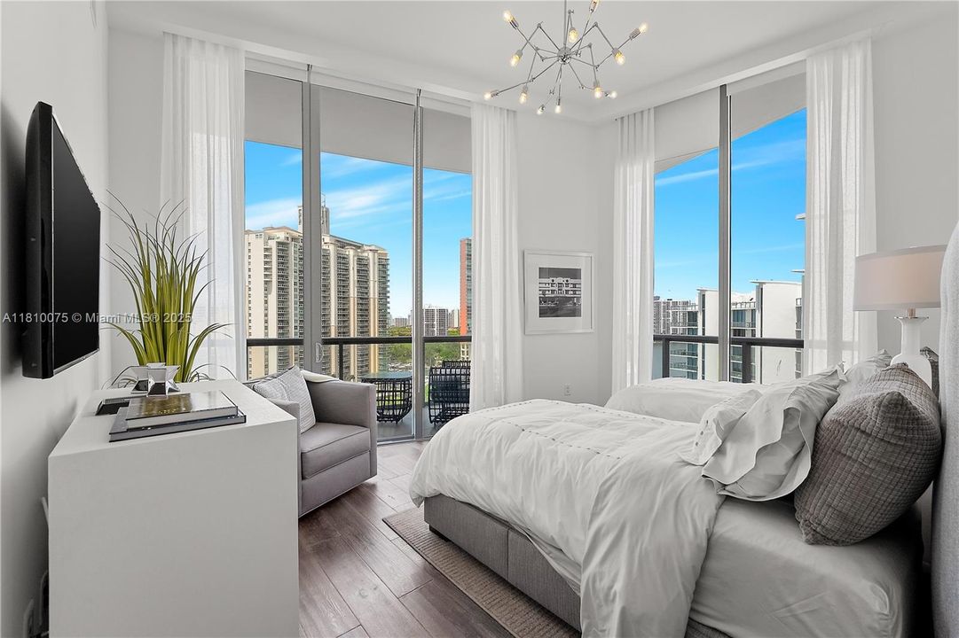 待售: $3,250,000 (4 贝兹, 5 浴室, 2518 平方英尺)