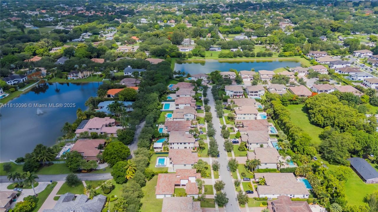 Active With Contract: $1,350,000 (5 beds, 4 baths, 3798 Square Feet)