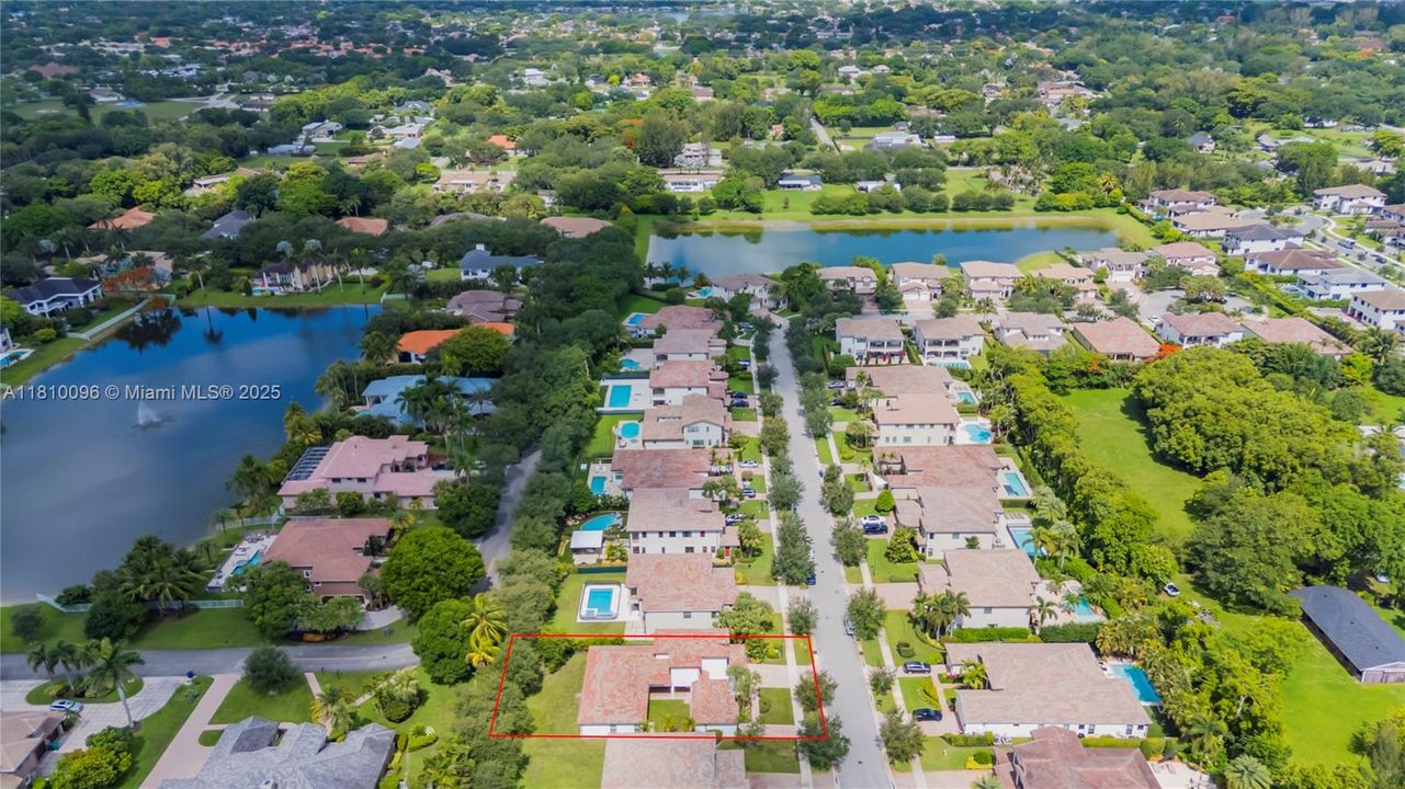 Active With Contract: $1,350,000 (5 beds, 4 baths, 3798 Square Feet)