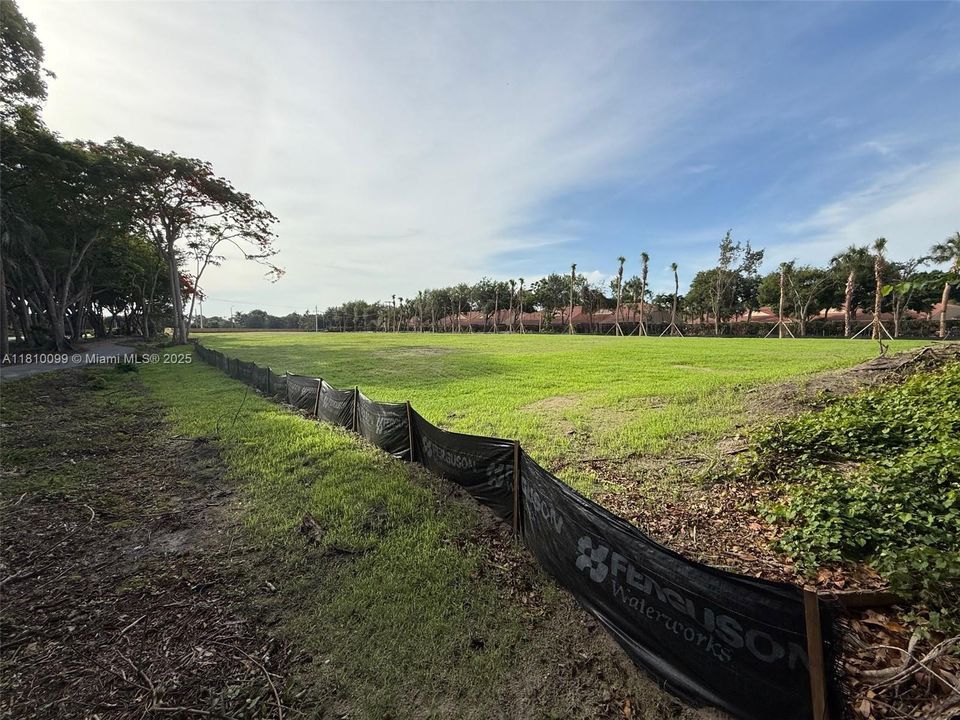 For Sale: $2,995,000 (2.39 acres)