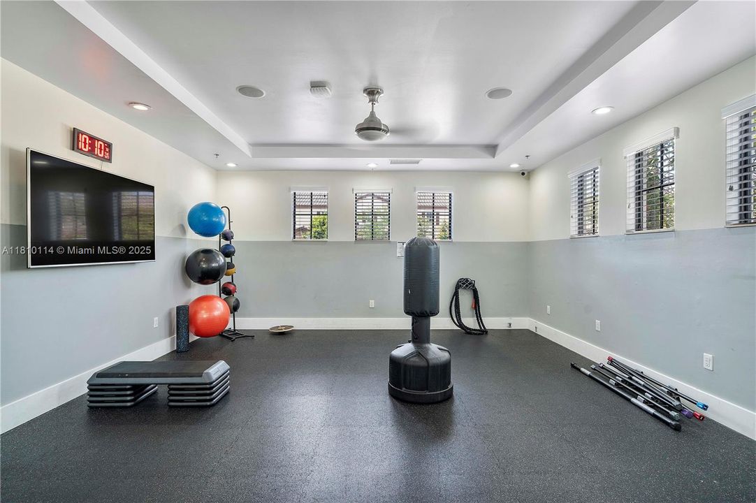 Недавно продано: $505,000 (3 спален, 2 ванн, 1608 Квадратных фут)