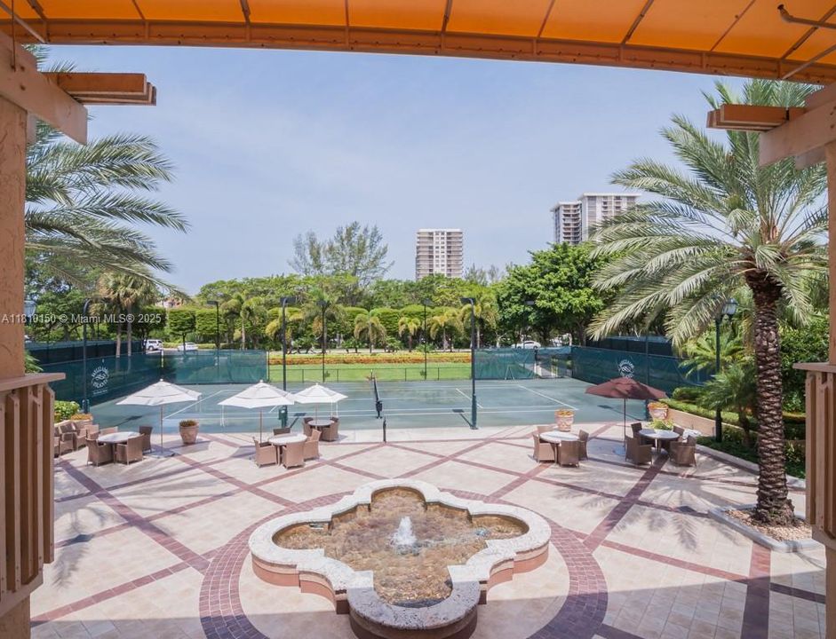 En Venta: $795,000 (2 camas, 2 baños, 1820 Pies cuadrados)